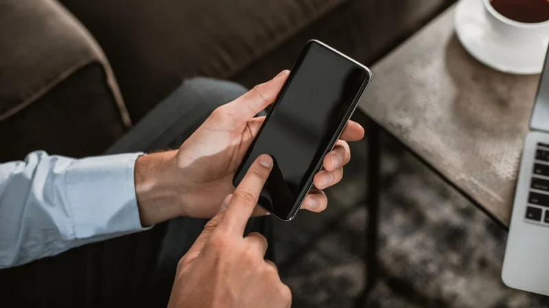 6 Alasan HP Tiba-Tiba Mati Meski Baterai Masih Penuh, Apa Saja?