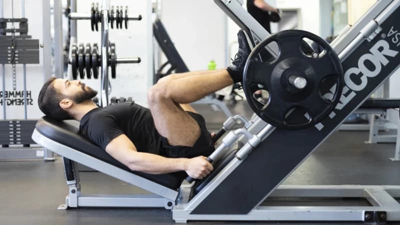 5 Keajaiban Leg Press yang Bikin Otot Kaki Makin Kekar!