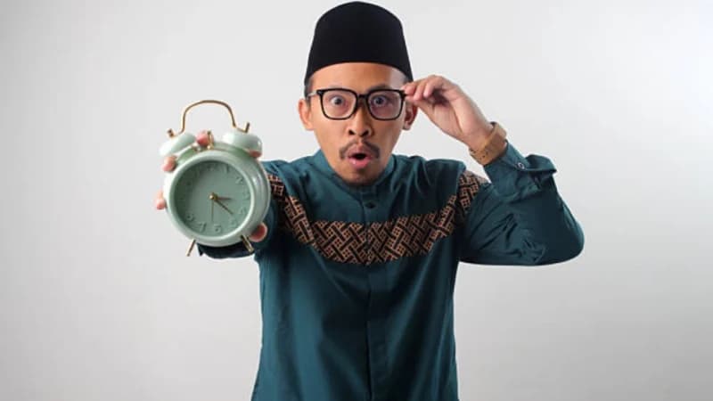 Bangun Sahur Tepat Waktu! Ini Trik Setting Alarm yang Anti Ketiduran